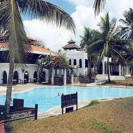 Hotel Jacaranda Beach Luxury Club 5*